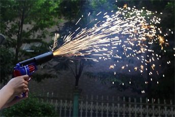 Pyro Gun